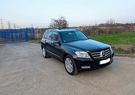Mercedes-Benz GLK 350 4MATIC -| V6 | AHK | Inspektion neu