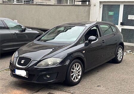 Seat Leon 1.4 TSI Steuerkette Neu/TÜV 08/2027/Klima