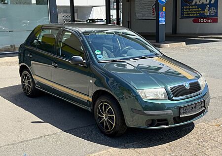 Skoda Fabia Cool Edition STEUERKETTE NEU/TÜV NEU