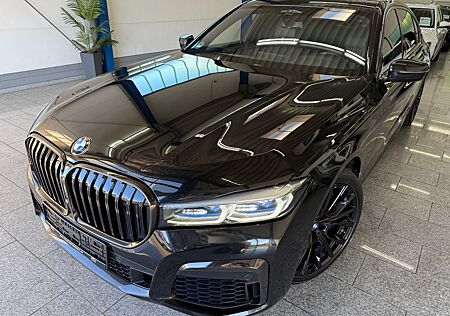 BMW M760 L i xDrive*V12*HUD*B&W*SKY*LASER*PANO*1-HD