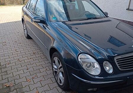 Mercedes-Benz E 500 AVANTGARDE Avantgarde