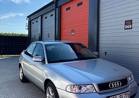 Audi A4 1.8 Automatik 1999