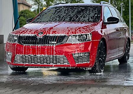 Skoda Octavia 2.0 TSI DSG RS 230 Combi RS