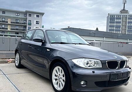 BMW 118i | Navi | 110.000KM | Automatik | Keyless Go