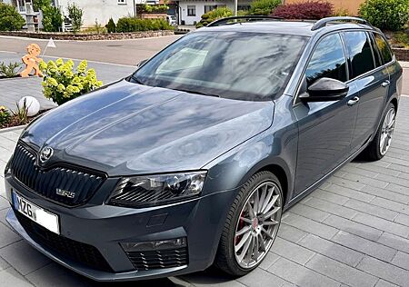 Skoda Octavia RS TDI | DSG | Zahnriemen+Service NEU