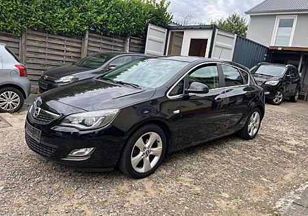 Opel Astra J Lim. 5-trg. Sport