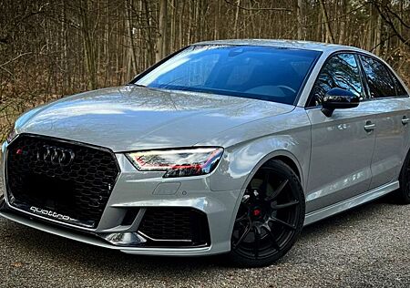 Audi RS3 2.5 TFSI S tronic quattro -