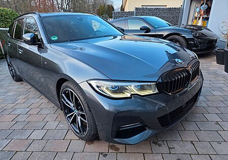 BMW 320d M Paket Leder LivePR HUD ACC Hifi Laser 19