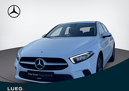 Mercedes-Benz A 250 e LED+NAVI+VERKEHRSZEICHENERKENNUNG+SHZ+LM