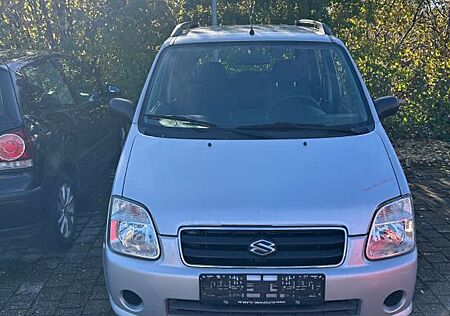 Suzuki Wagon R + 1,3 Club 4WD Club