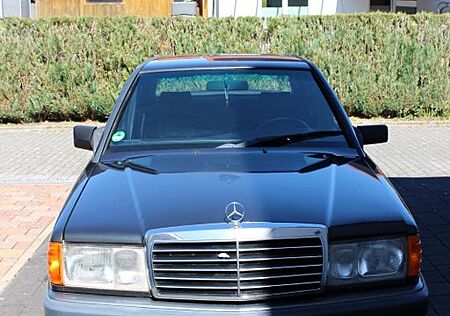Mercedes-Benz 190