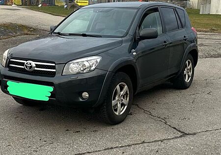 Toyota RAV 4 2.2-l-D-4D 4x4 -
