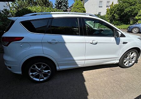 Ford Kuga 2,0 TDCi 4x4 120kW SYNC Edition PowerSh...
