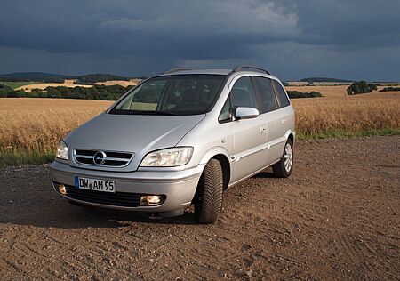 Opel Zafira 2.2 Executive Executive