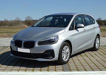BMW 2er 220i Active Tourer Steptronic Sport line AHK LED