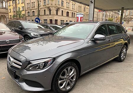 Mercedes-Benz C 200 4MATIC T Avantgarde Autom. LED CAMERA