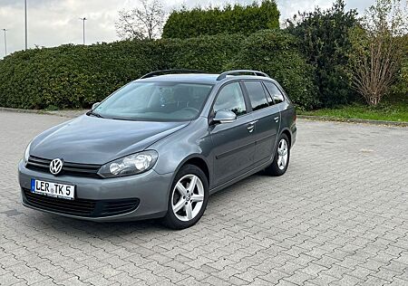 VW Golf Volkswagen 1.6 TDI BMT Trendline Variant Trendline