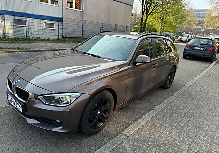 BMW 318d Touring Sport Line Sport Line