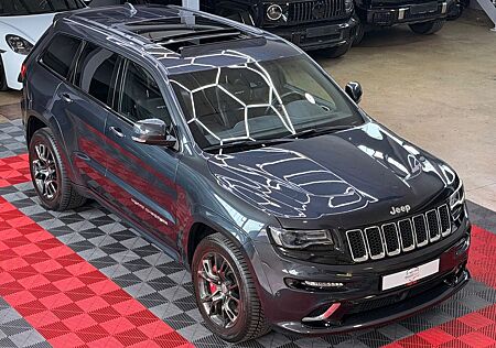Jeep Grand Cherokee 6.4l V8 HEMI SRT Panorama ACC AHK