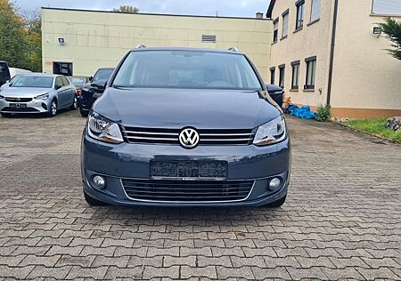 VW Touran Volkswagen 1.4 TSI CUP Navi 7-Sitzer