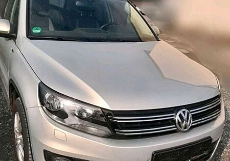 VW Tiguan Volkswagen 1.4 TSI 90kW BlueMotion Tech Exclusiv...
