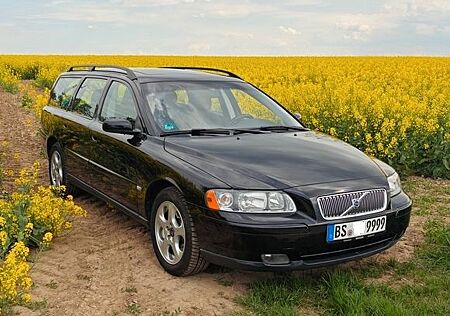 Volvo V70 2.4