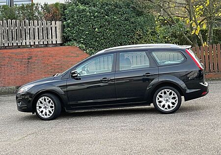 Ford Focus Turnier 1.6 Titanium Sport