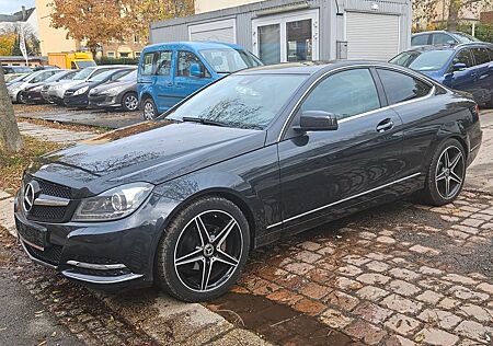 Mercedes-Benz C 180 Coupe CGI BlueEfficiency