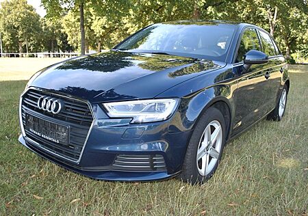 Audi A3 35 TFSI S tronic Sportback LED SHZ Kamera