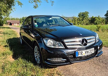 Mercedes-Benz C 180 BlueEFFICIENCY -