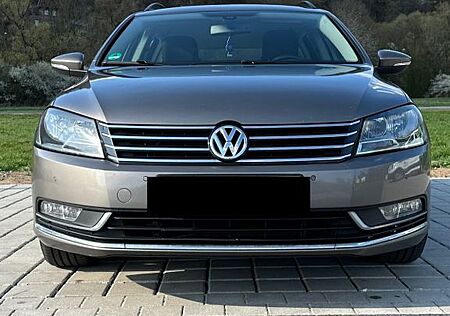 VW Passat Variant Volkswagen 2.0 BlueTDI DSG Comfortline V...