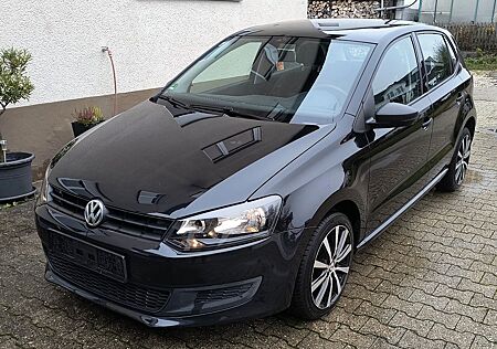 VW Polo Volkswagen 1.2 Trendline Service/Bremsen/TÜV Neu