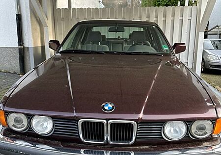 BMW 730i