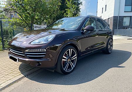 Porsche Cayenne Diesel Platinum Edition - 21 Zoll - TV