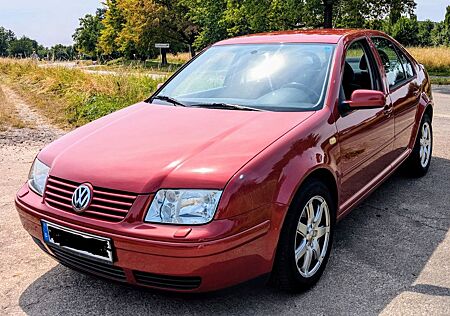VW Bora Volkswagen 1.6 Basis Basis