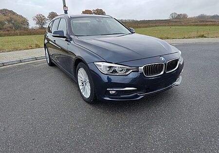 BMW 320d xDrive Touring Luxury Line xDrive Leder