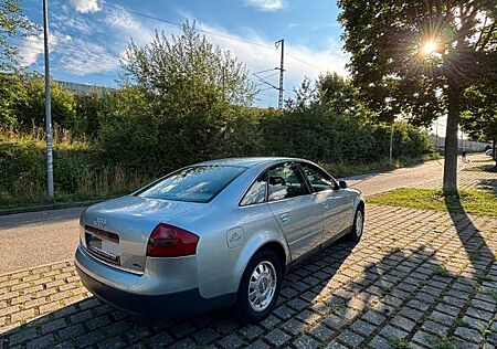 Audi A6 2.4 Baujahr 12/98 - TÜV bis 12/2025