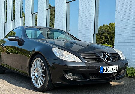 Mercedes-Benz SLK 350 Roadster AMG Leder Navi Xenon