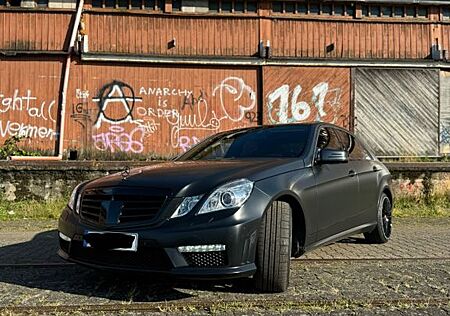 Mercedes-Benz E 350 CDI 4MATIC BlueEFFICIENCY -