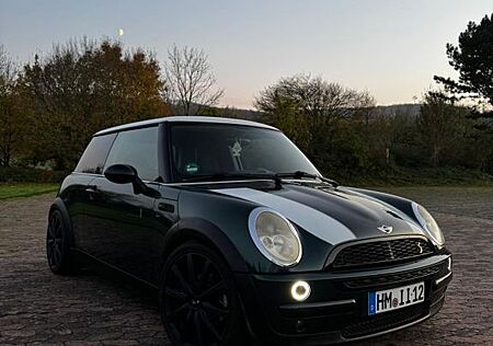Mini Cooper GRÜN, 1,6, SONDERMODELL