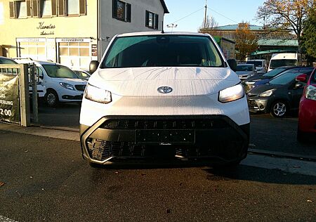 Toyota Pro Ace Proace City Duty Neues Modell 15J. Garantie