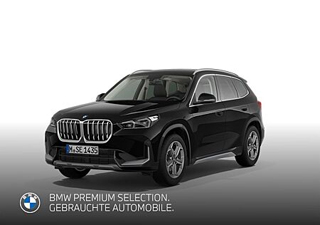 BMW X1 18 i sDrive xLine Park-Assistent RFK LED Pano