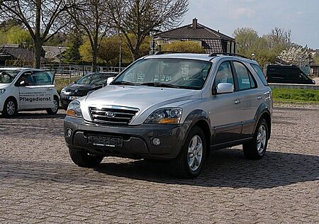 Kia Sorento 2.5 CRDi EX 4x4 TÜV NEU LEDER AHK NAVI