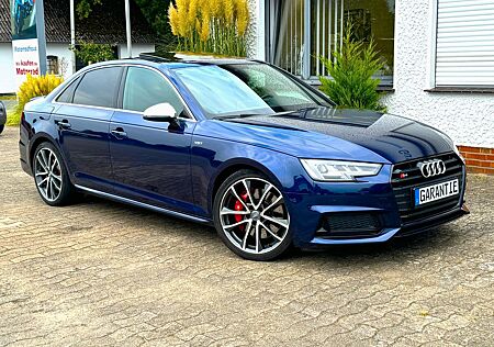 Audi S4 3.0 TFSI quattro Kamera drive select B&O