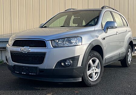 Chevrolet Captiva 2.4 LT 2WD*7-Sitzer*AHK*Tempo*Klimaauto*