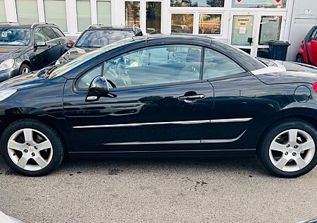 Peugeot 207 CC Black & White Edition 120 Black & Whi...