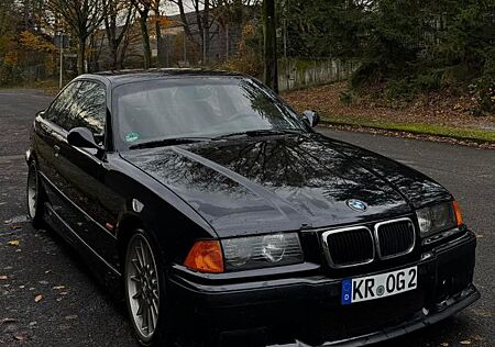 BMW M3 Coupe 3.2 Schalter