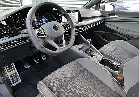 VW Golf Volkswagen 8 R-Line 1.5 TSI Navi LED TravelAssist