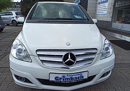 Mercedes-Benz B 180 ST BlueEFF+KLIMA+ALU+SHZ+TEMP+NSW+FACELIFT