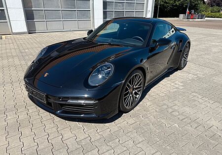 Porsche 992 911 Turbo schwarz/schwarz//